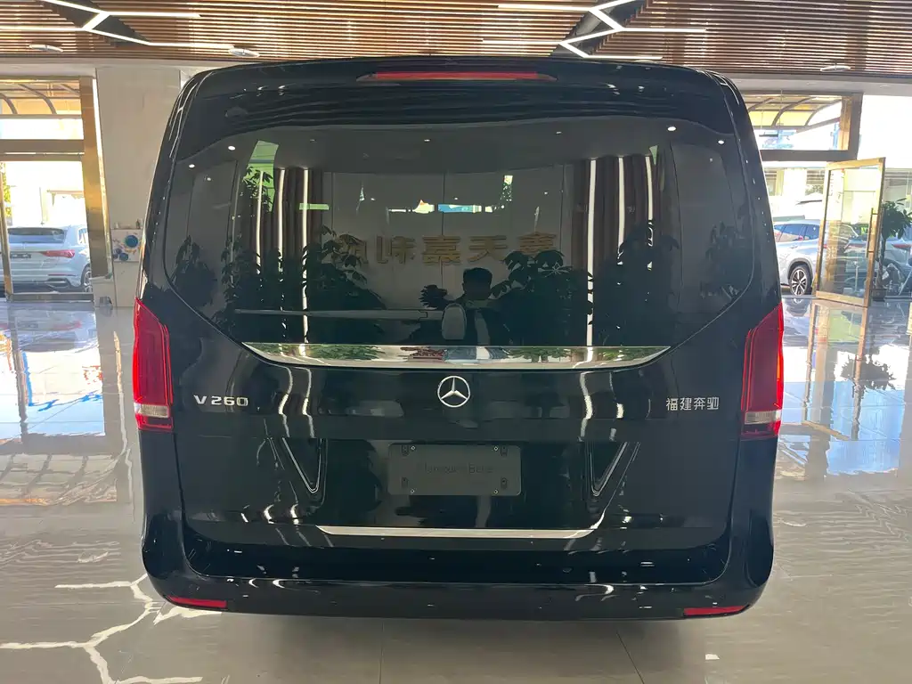 Mercedes-Benz V-Class — миниатюра 4