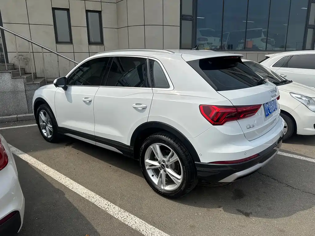 Audi Q3 2022 35 TFSI Fashion