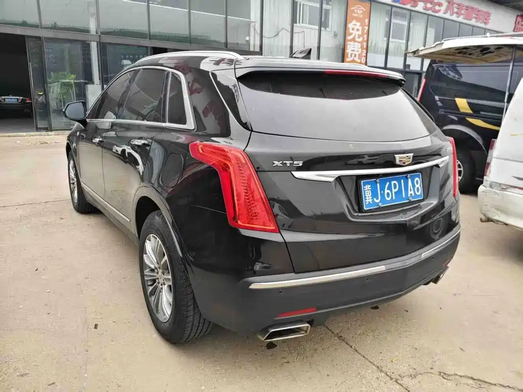 Cadillac XT5 — миниатюра 2