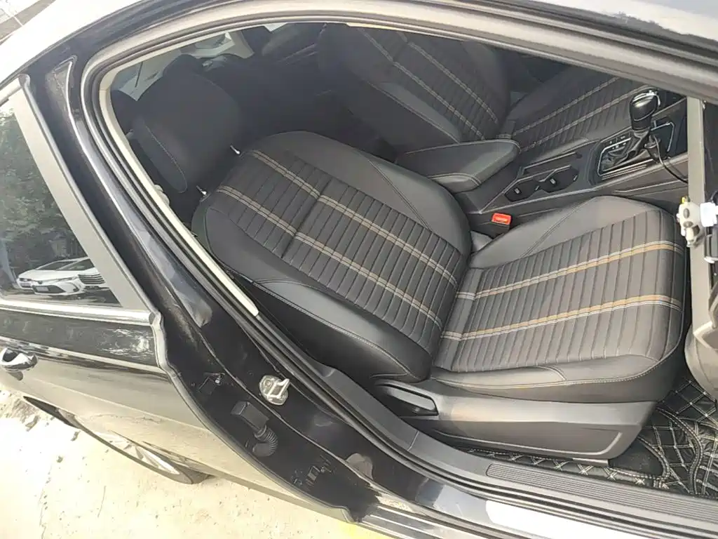 Volkswagen Lavida — миниатюра 25