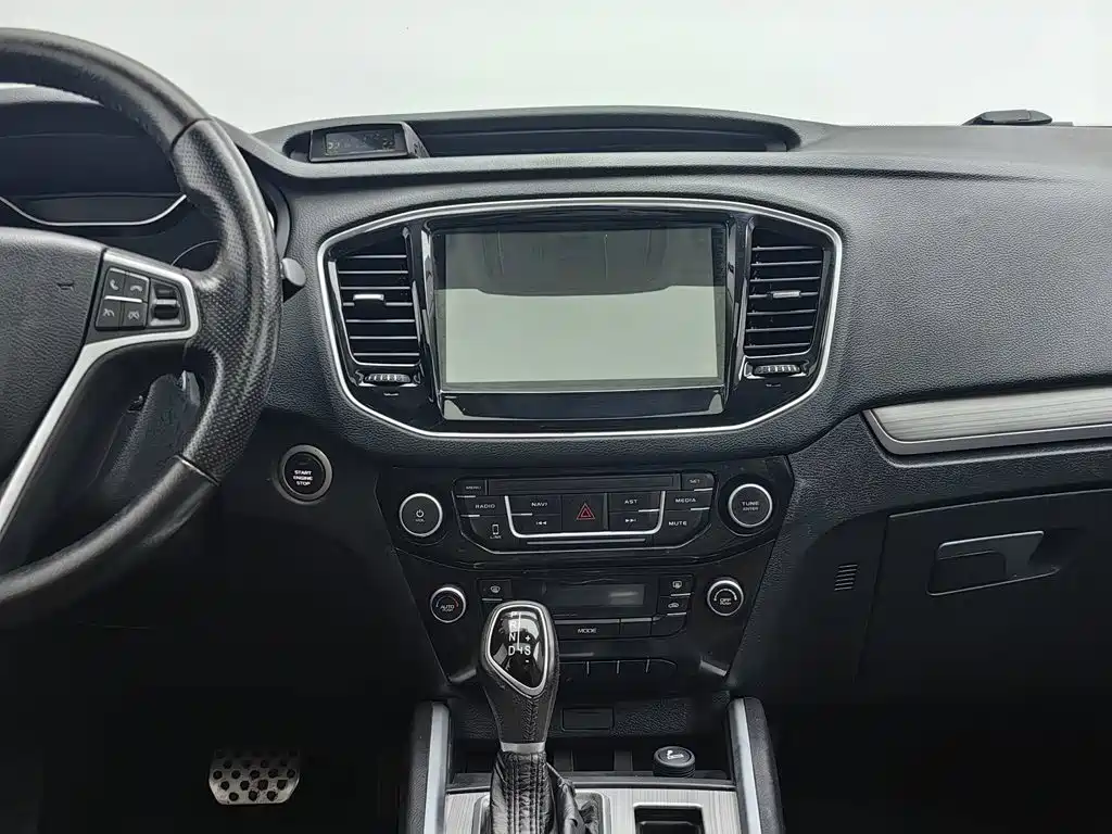 Geely Vision X6 — миниатюра 12