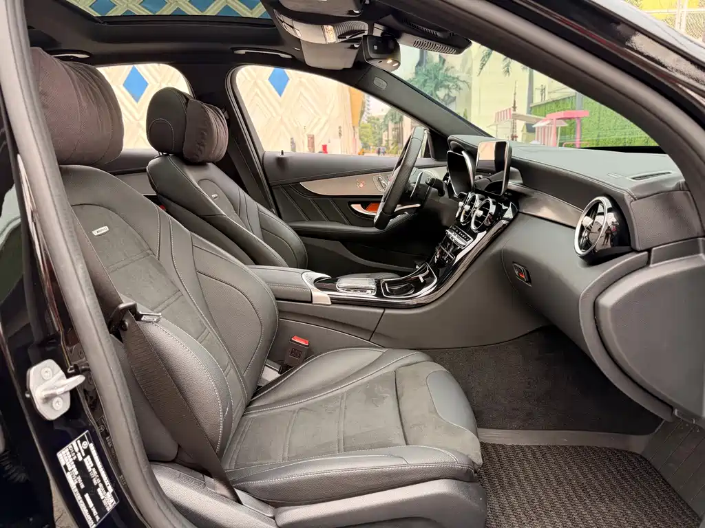 Mercedes-Benz C-Class AMG — миниатюра 12