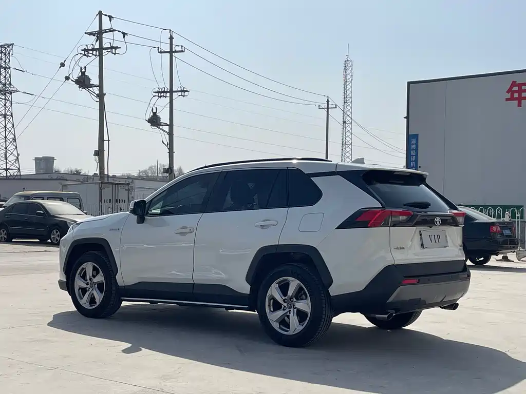 TOYOTA RAV4 RONGFANG