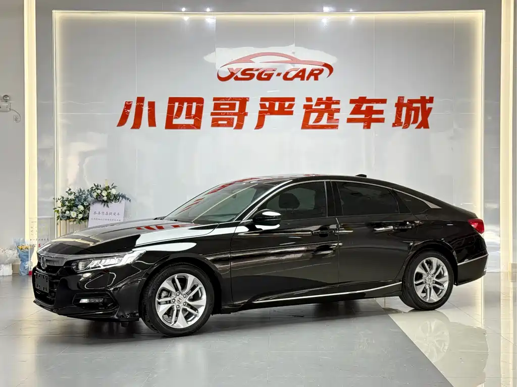 Honda Accord 2018 260TURBO Luxury V