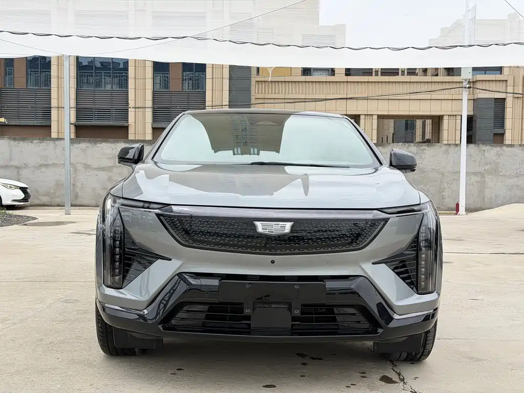 Cadillac IQ — миниатюра 2