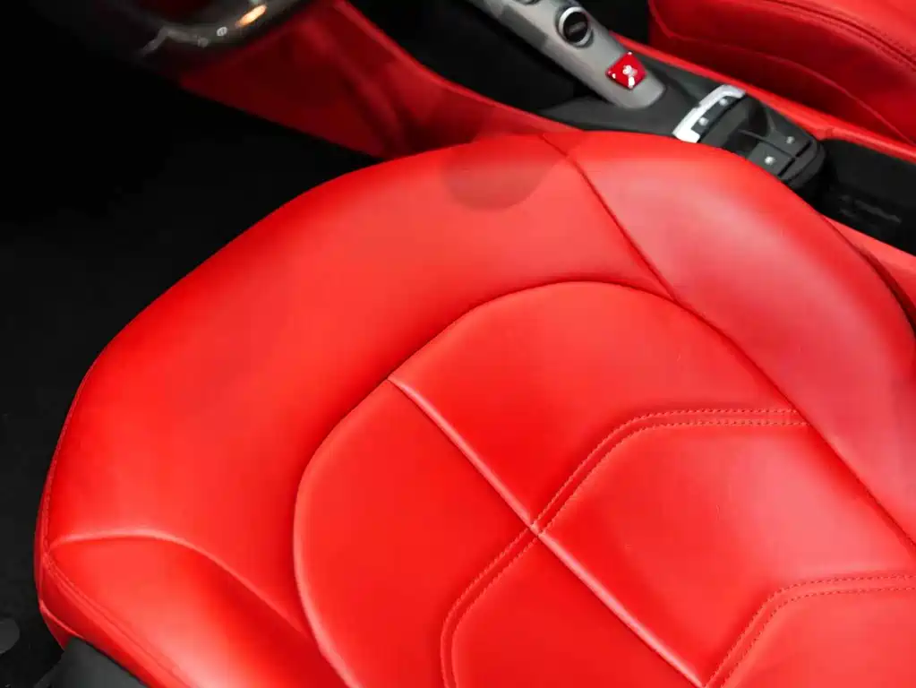 Ferrari 488 — миниатюра 6