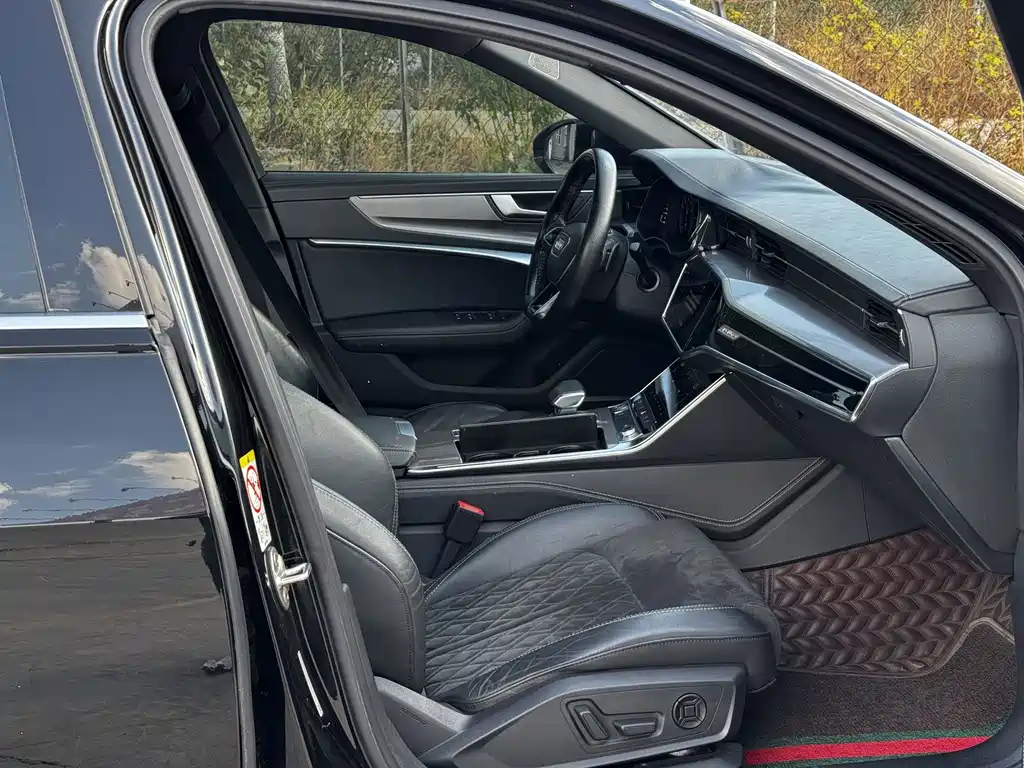 Audi A6L — миниатюра 12