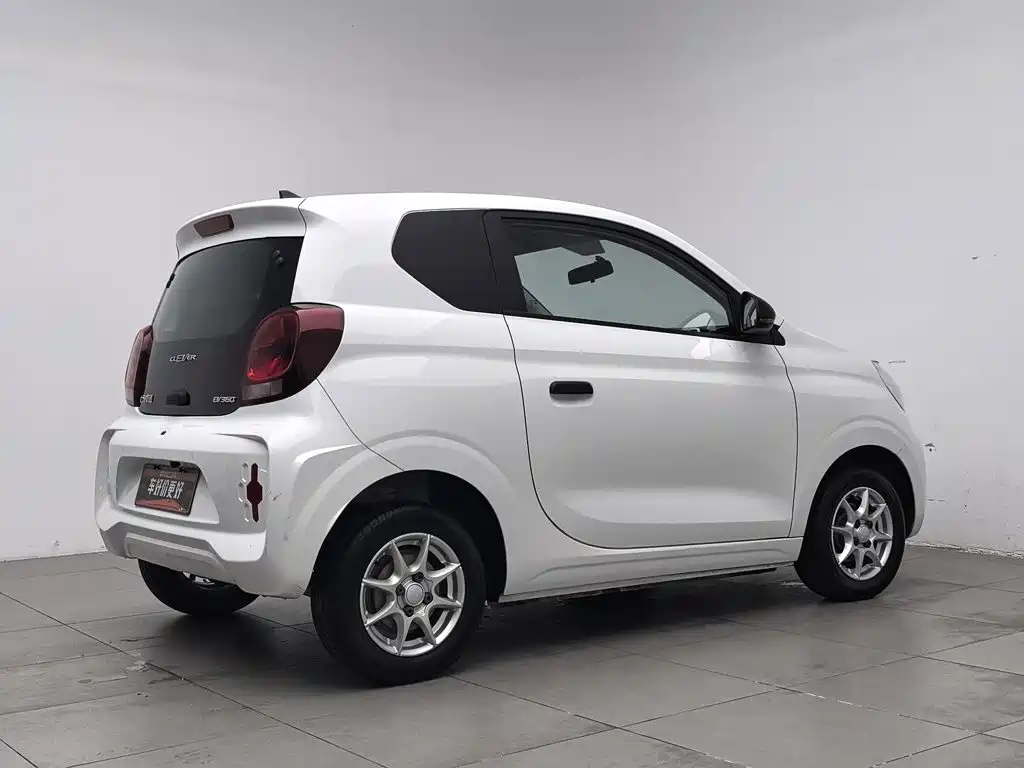 Roewe Clever — миниатюра 2