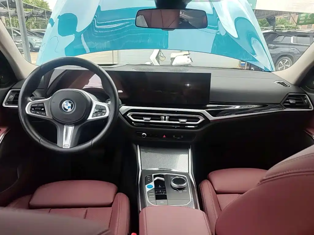 BMW i3 — миниатюра 10