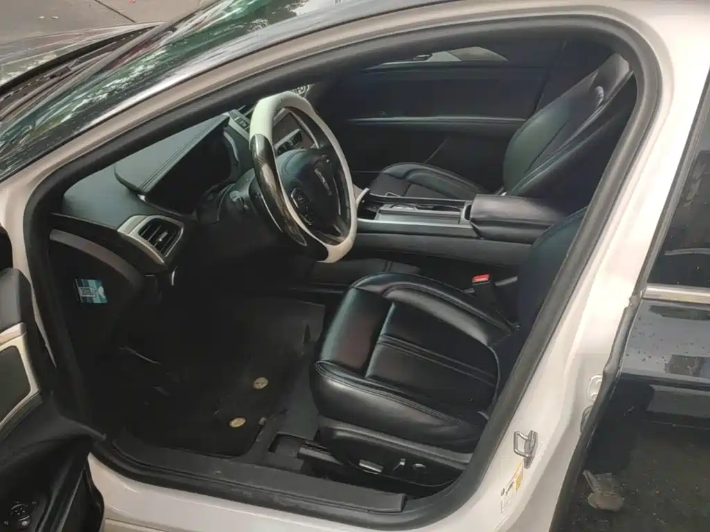 Lincoln MKZ — миниатюра 15