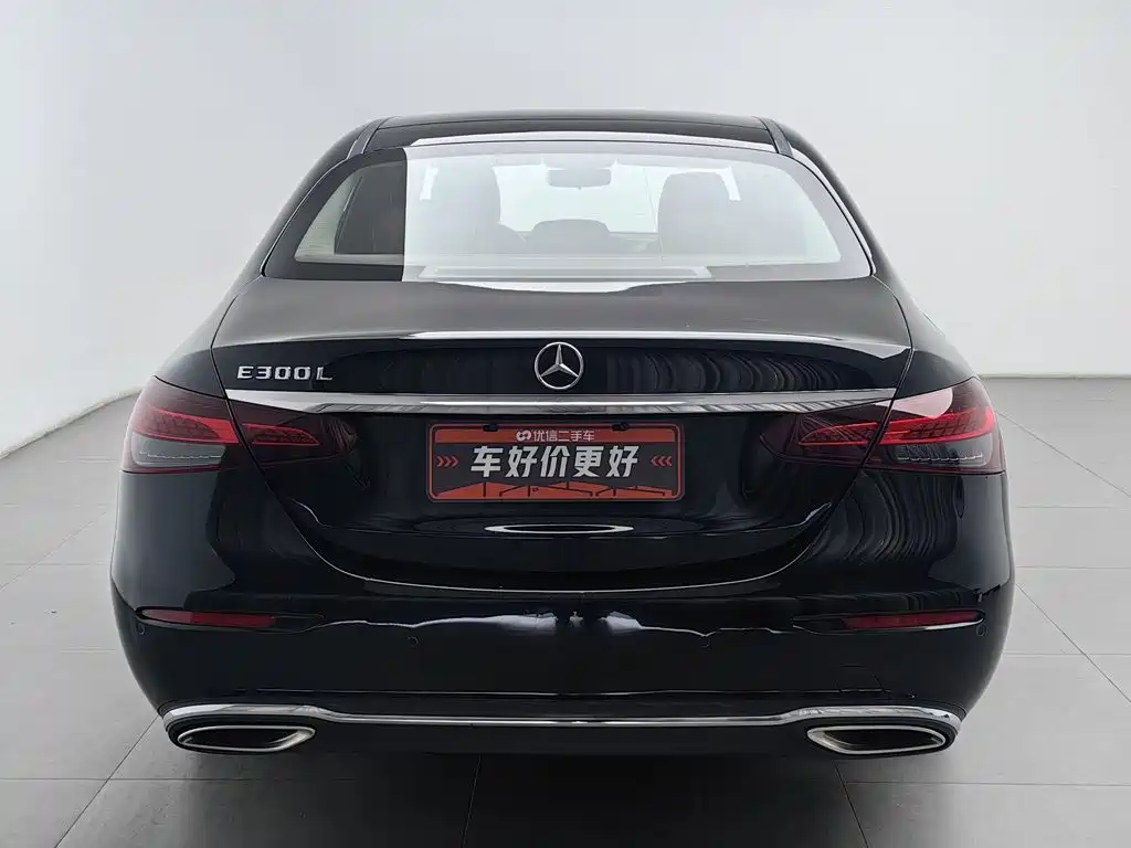 Mercedes-Benz E-Class — миниатюра 4
