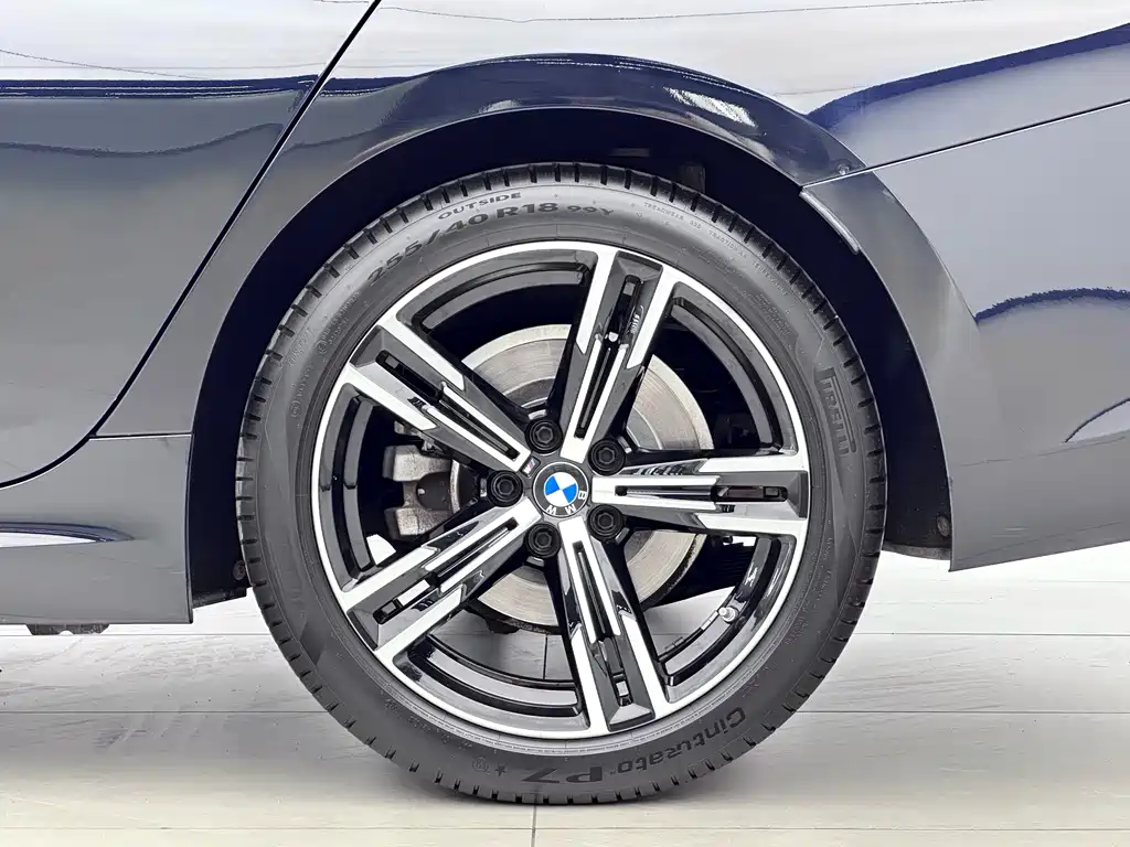 BMW 3 Series — миниатюра 13