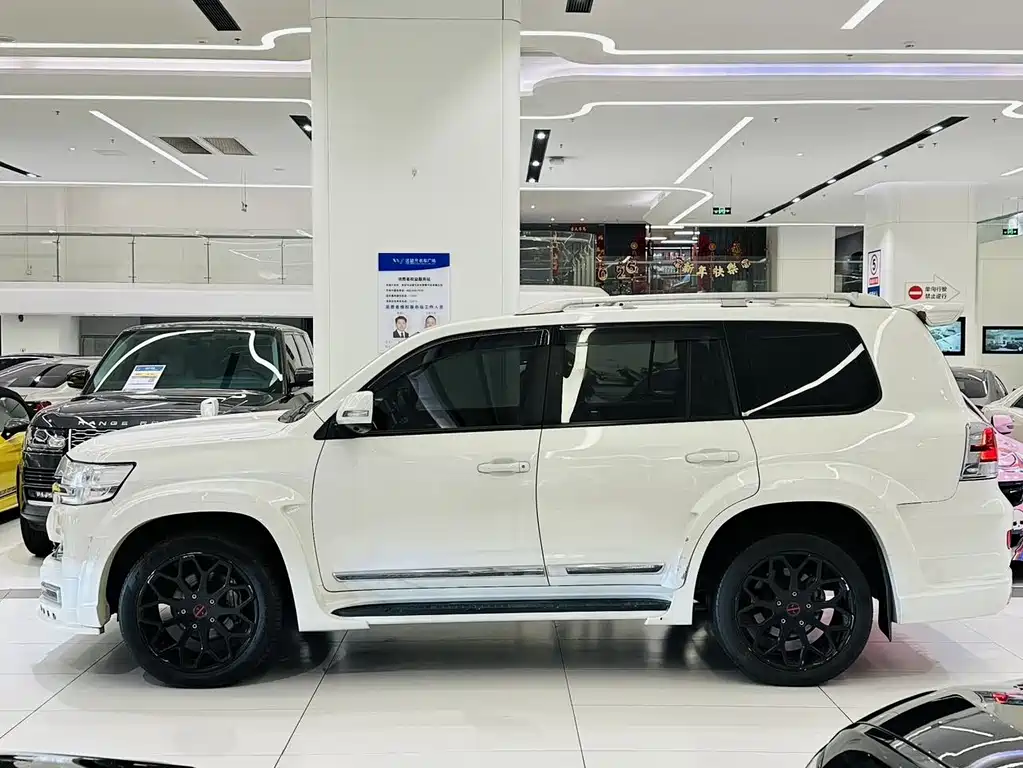 Toyota Land Cruiser 2016 4.0L AT
