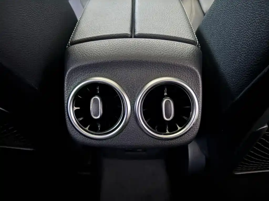 Mercedes-Benz A-Class — миниатюра 16