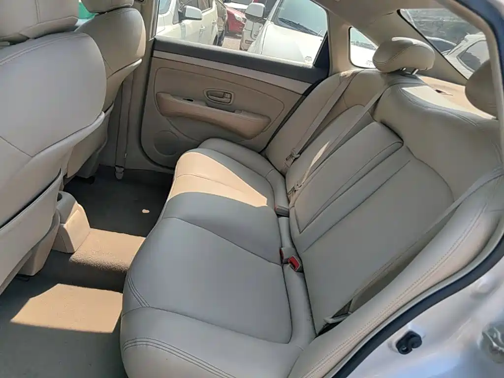 Nissan Sylphy — миниатюра 17