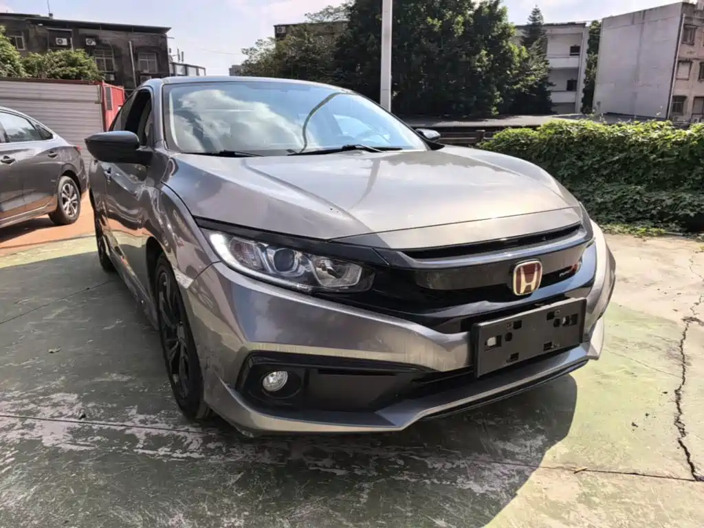 Honda Civic — миниатюра 4