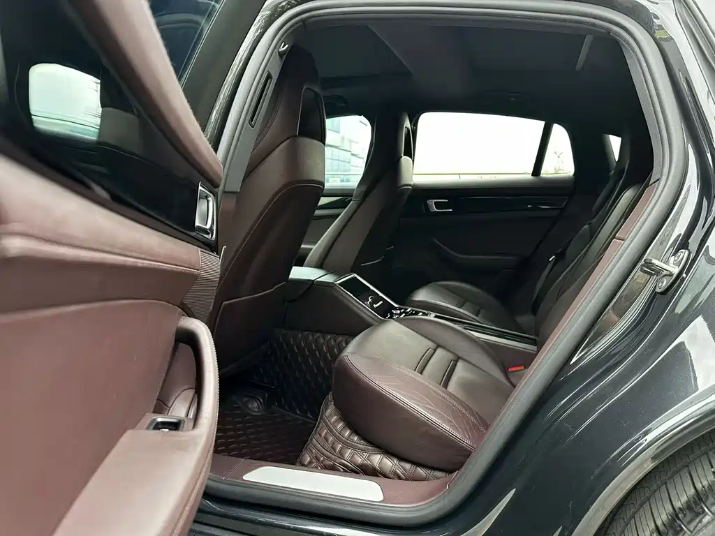 Porsche Panamera — миниатюра 6