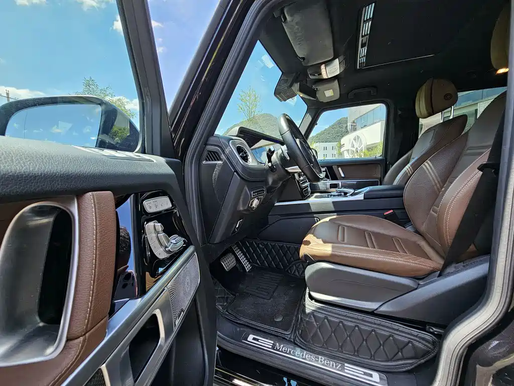 Mercedes-Benz G-Class — миниатюра 7