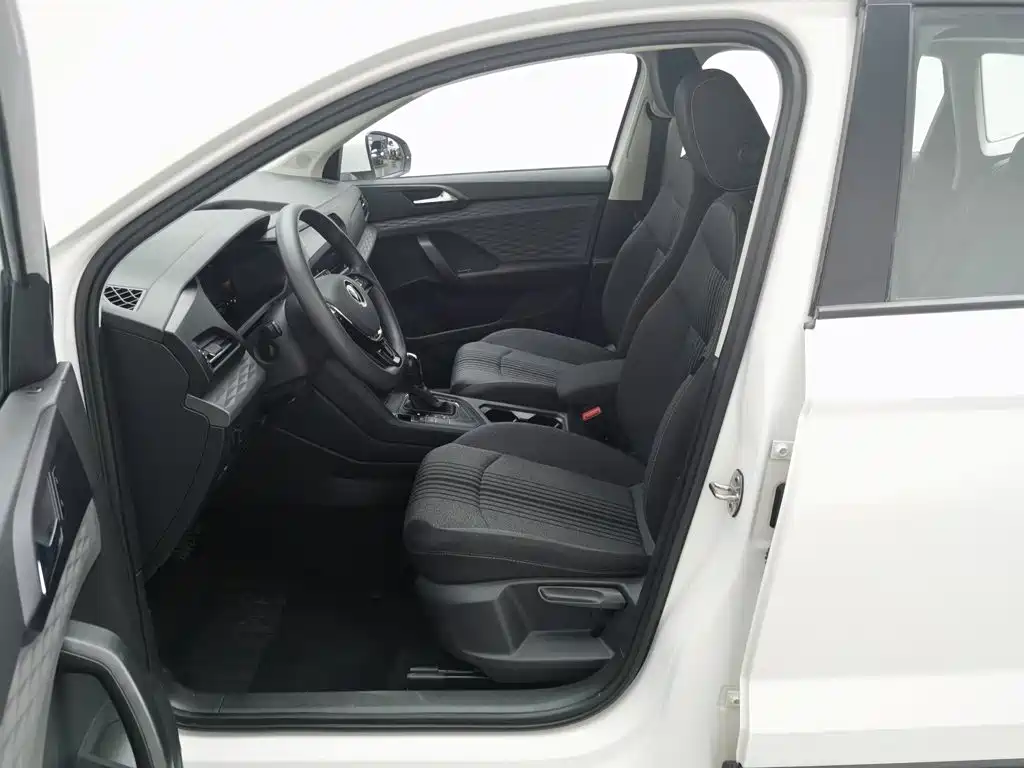 Volkswagen Tharu — миниатюра 10