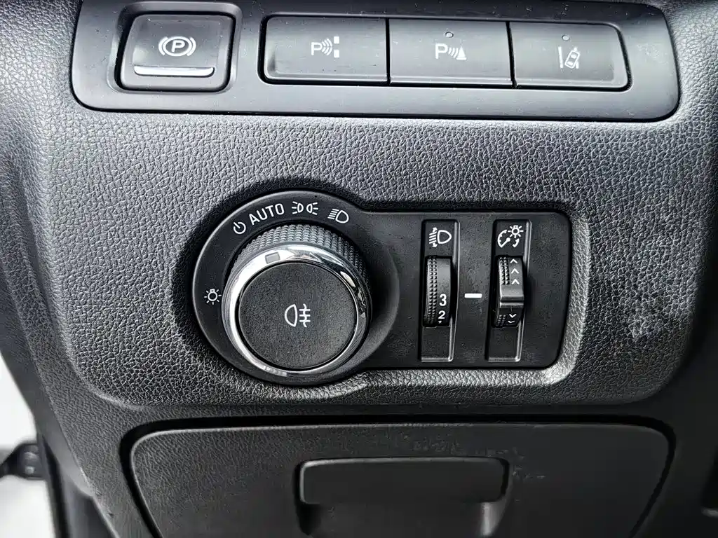 Buick GL6 — миниатюра 21