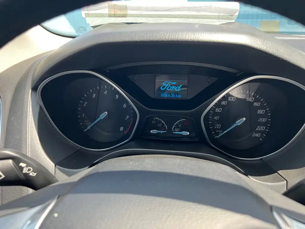 Ford Focus — миниатюра 12