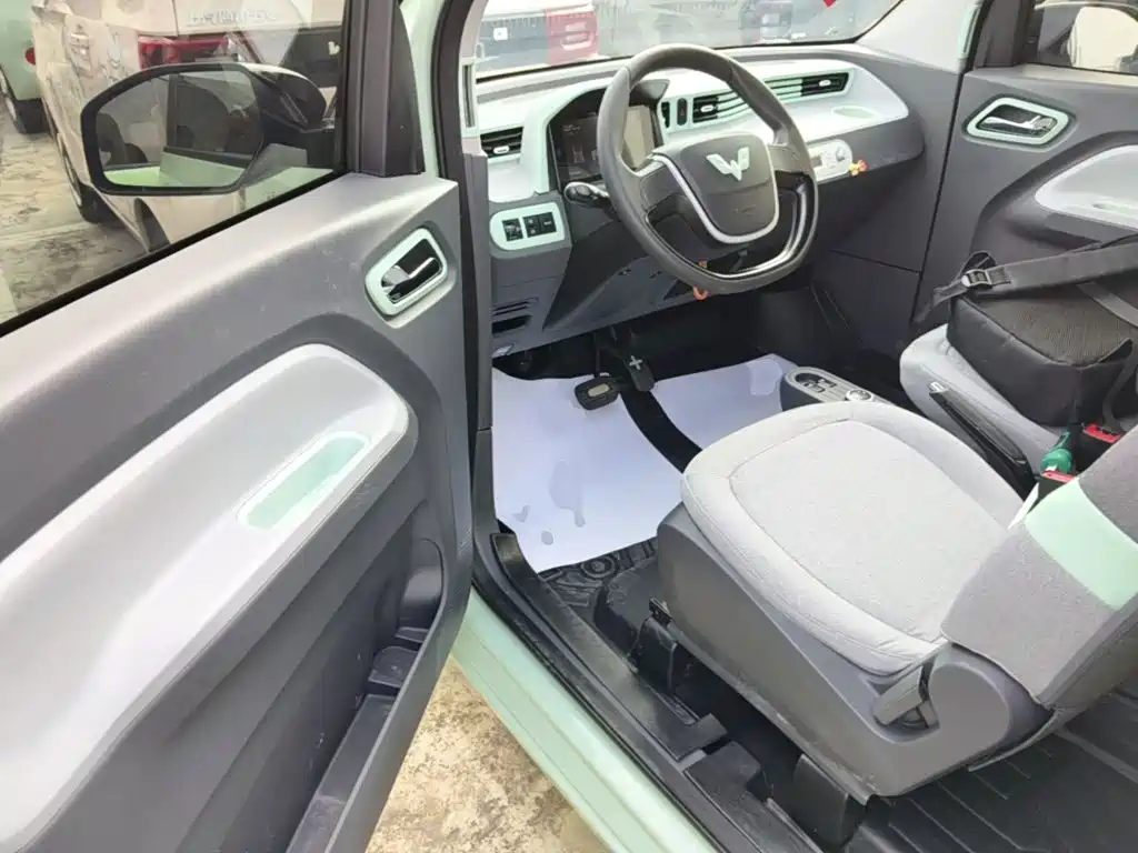 Wuling MINIEV — миниатюра 16