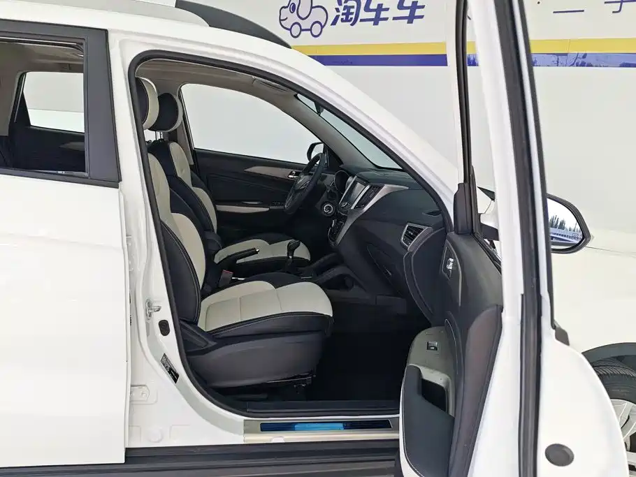 Changan CS35 — миниатюра 8