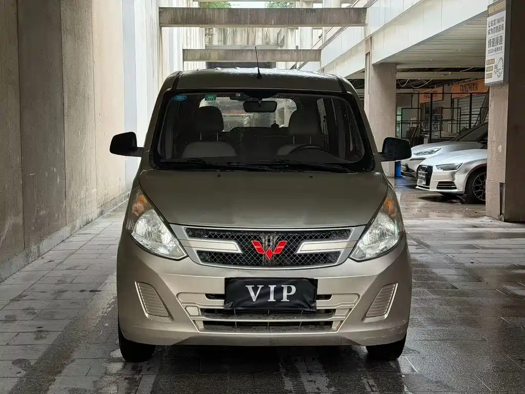 Wuling Rongguang V — миниатюра 2