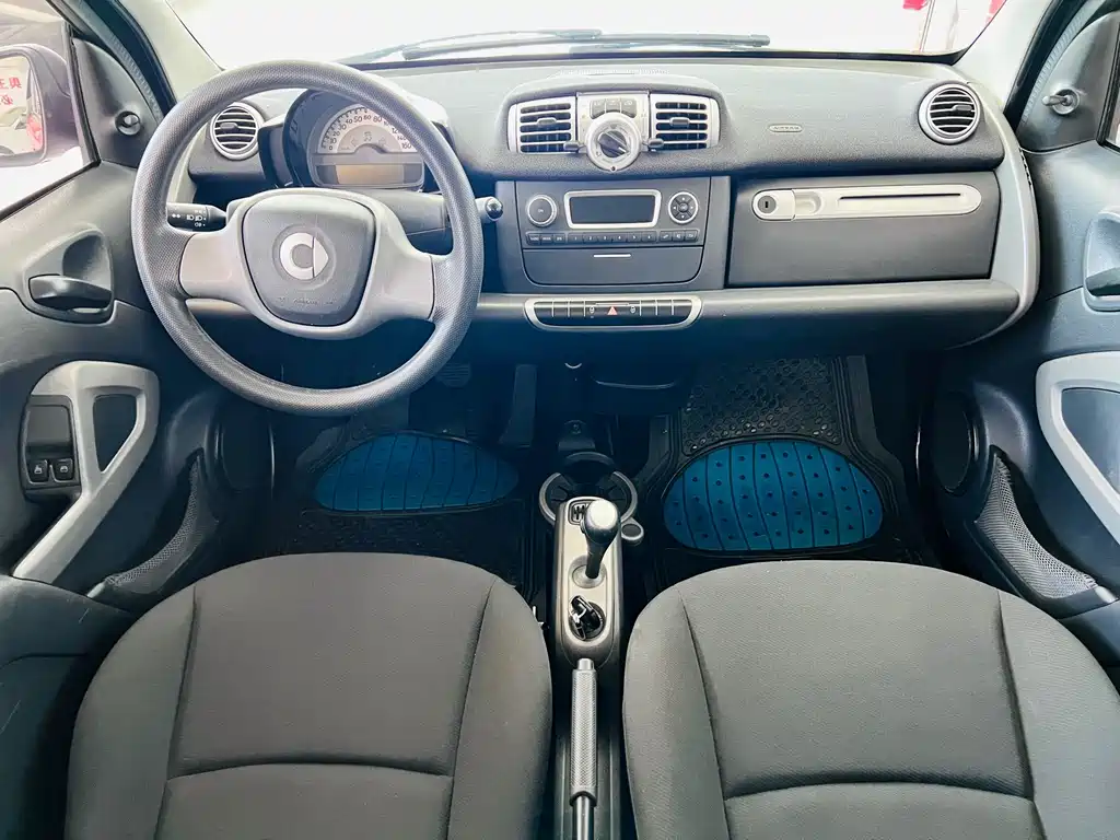 smart Smart Fortwo — миниатюра 13