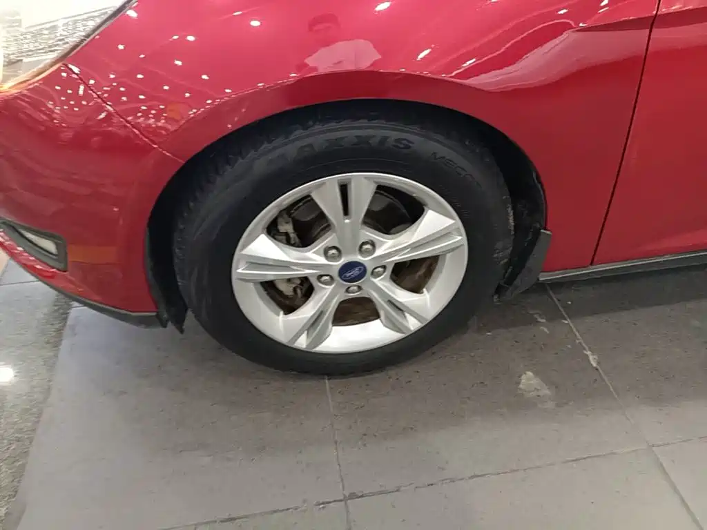Ford Focus — миниатюра 23