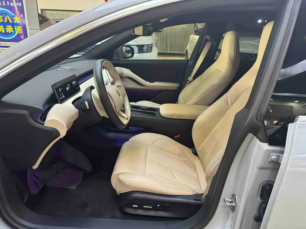 NIO ET5T — миниатюра 6