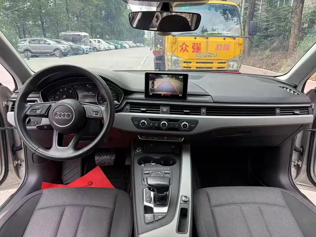 Audi A4L — миниатюра 4