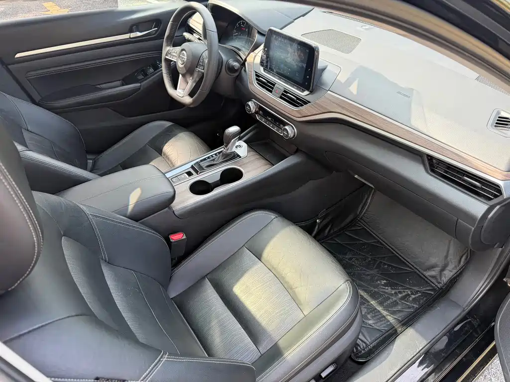 Nissan Teana — миниатюра 9