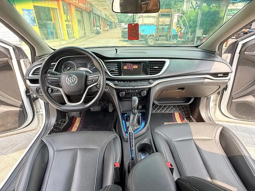 Buick Excelle — миниатюра 5