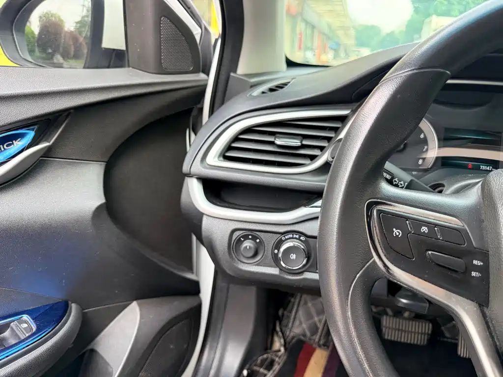 Buick Excelle — миниатюра 10