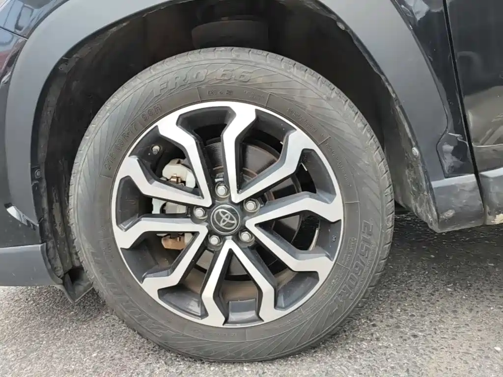 Toyota Frontlander — миниатюра 23