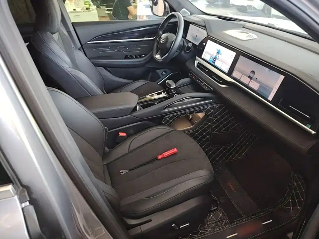 Geely Xingyue L — миниатюра 25