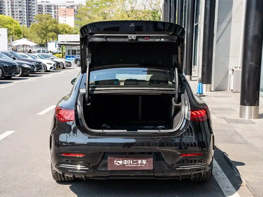 Mercedes-Benz EQE — миниатюра 15