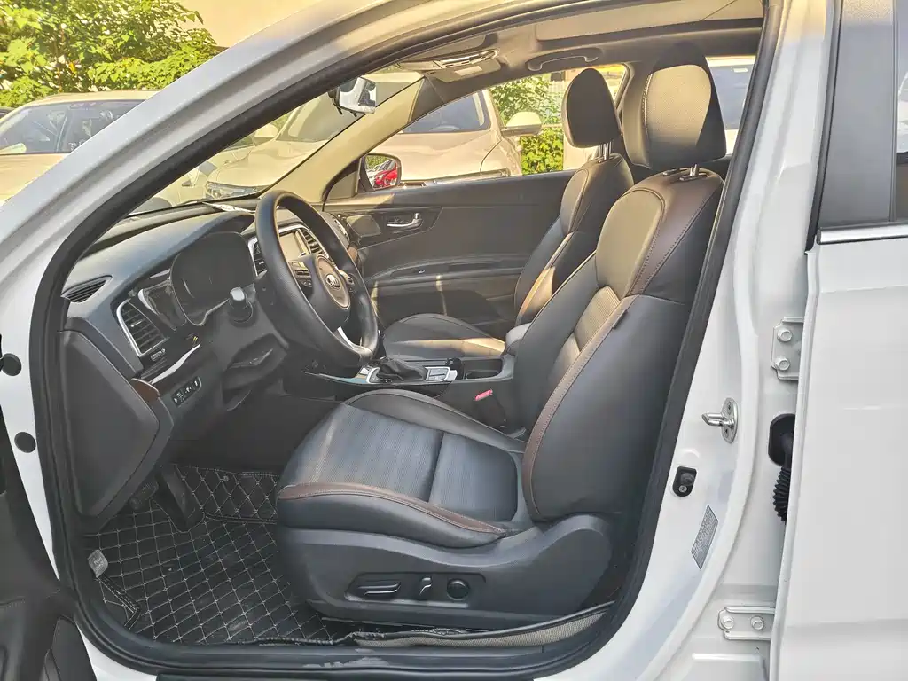 Kia K4 — миниатюра 3