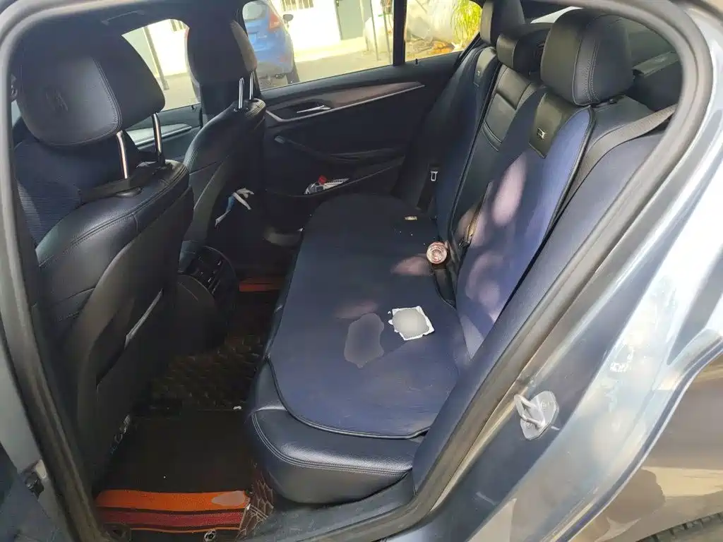 BMW 5 Series (Import) — миниатюра 13
