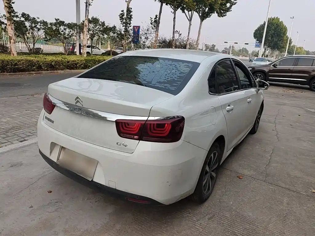 Citroen C4 — миниатюра 7