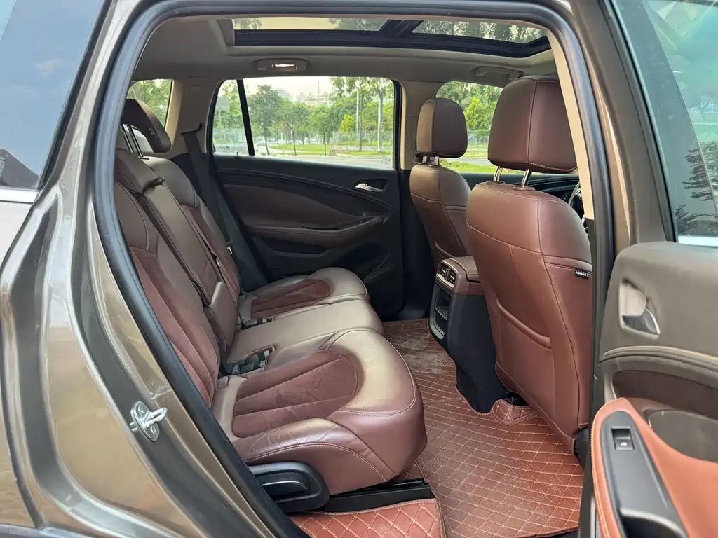 Buick Envision Plus — миниатюра 11