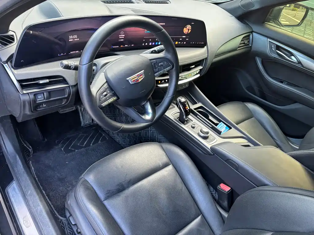 Cadillac CT5 — миниатюра 6