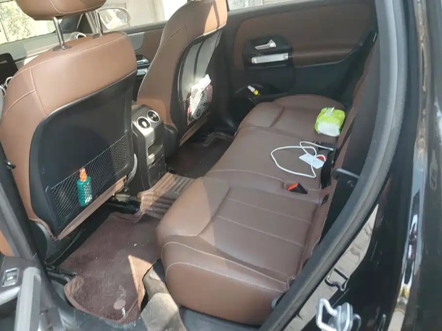 Mercedes-Benz GLB — миниатюра 10