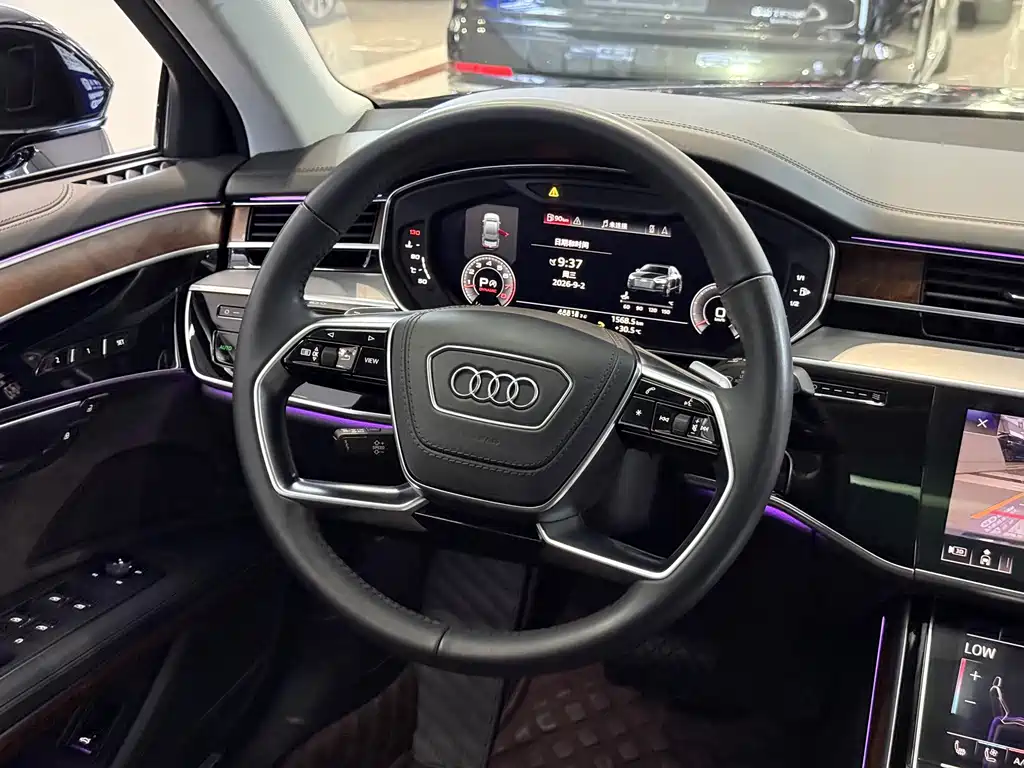 Audi A8 — миниатюра 5