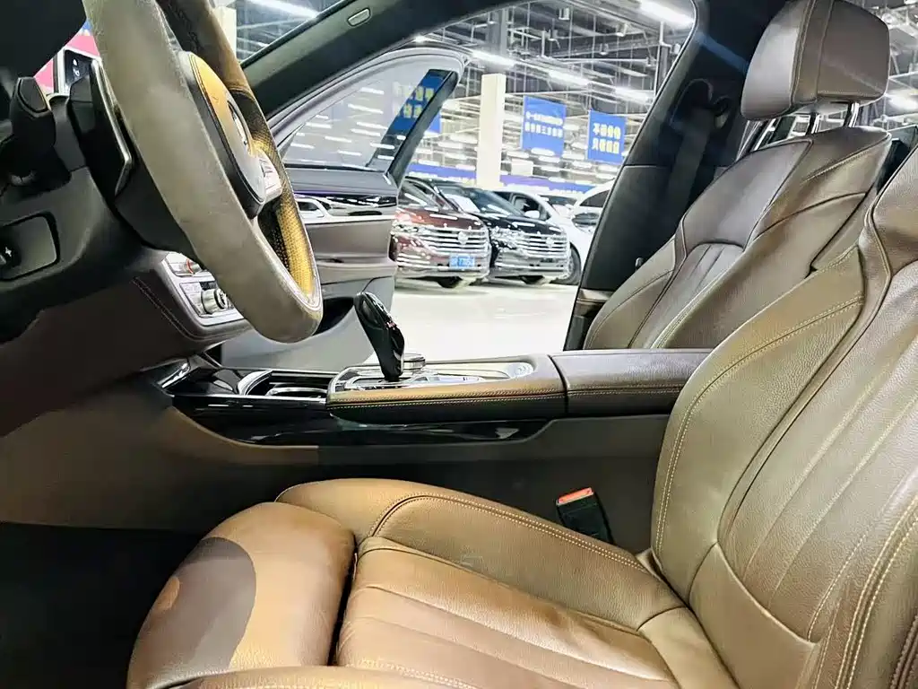 BMW 7 Series 7 2018 740Li Lead M Sport