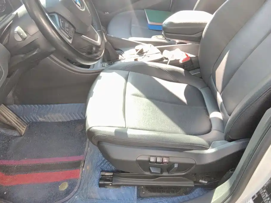 BMW X1 — миниатюра 9
