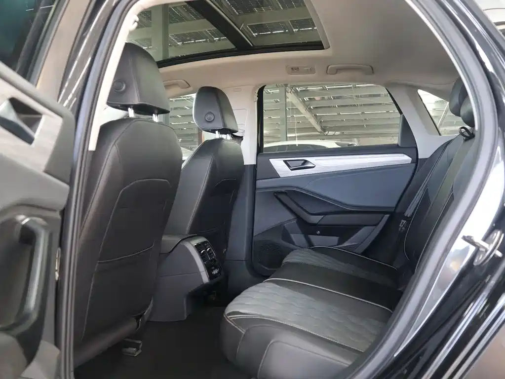 Volkswagen Sagitar — миниатюра 8