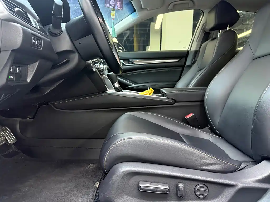 Honda Accord — миниатюра 5
