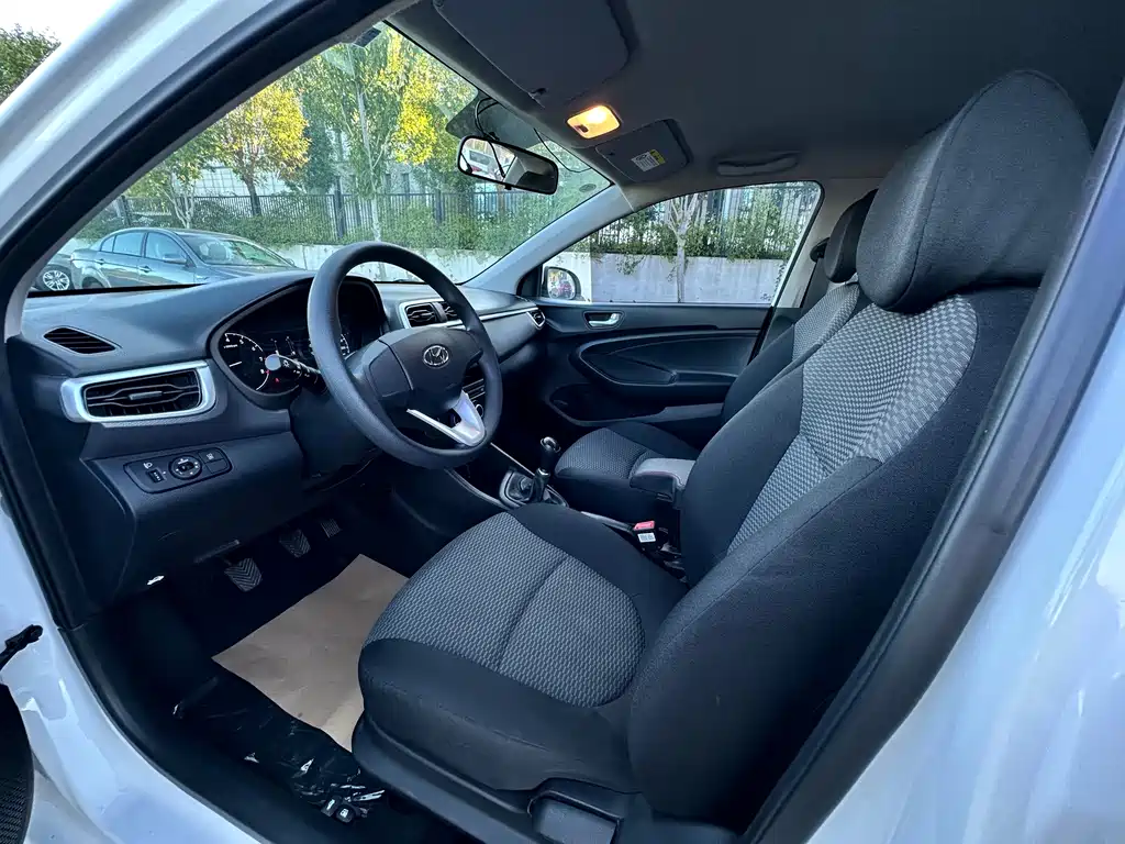 Hyundai Verna — миниатюра 11